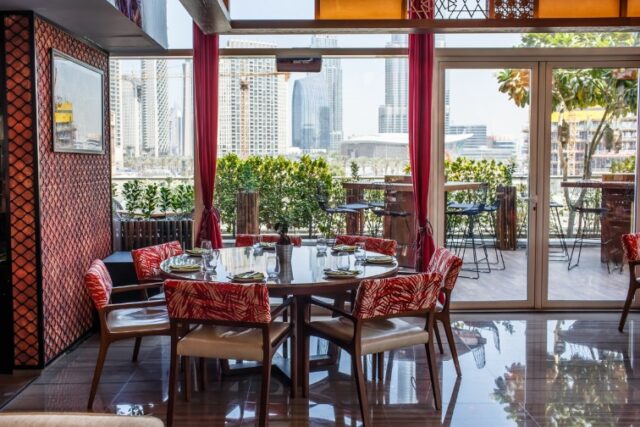 مطاعم فندق تاج دبي 