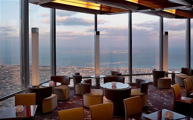 مطاعم برج خليفة دبي 
