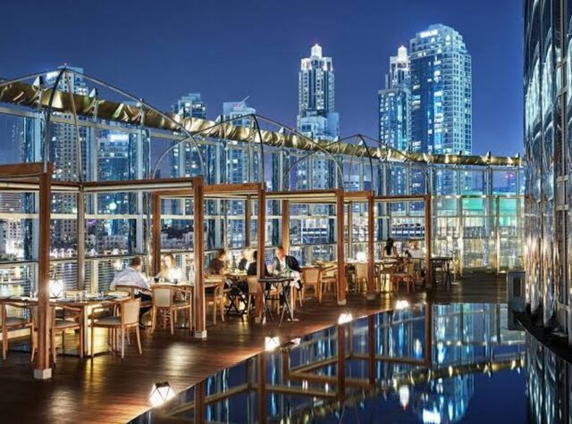 مطاعم برج خليفة دبي 