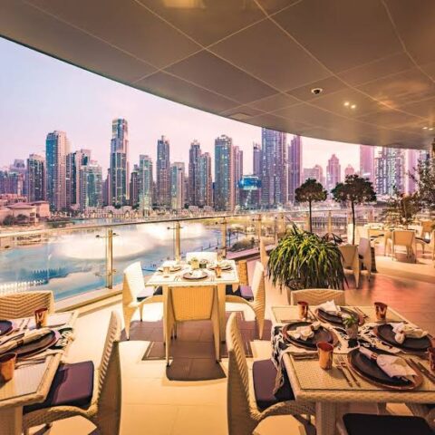 مطعم بحري في دبي مول 