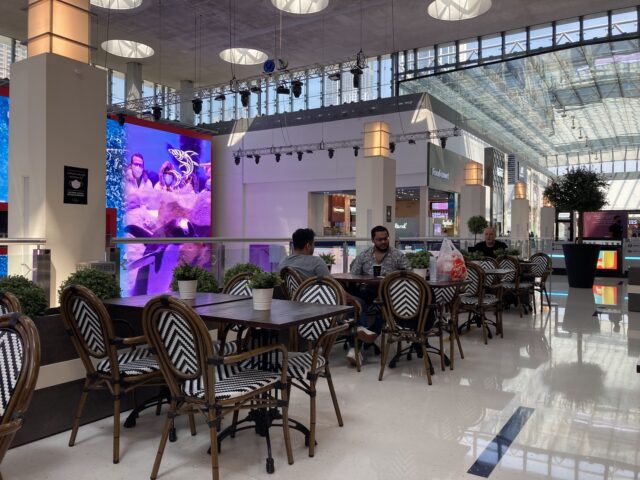 مقهى أوفردوز دبي مول