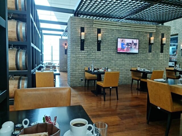 مطاعم قريبة من مطار دبي