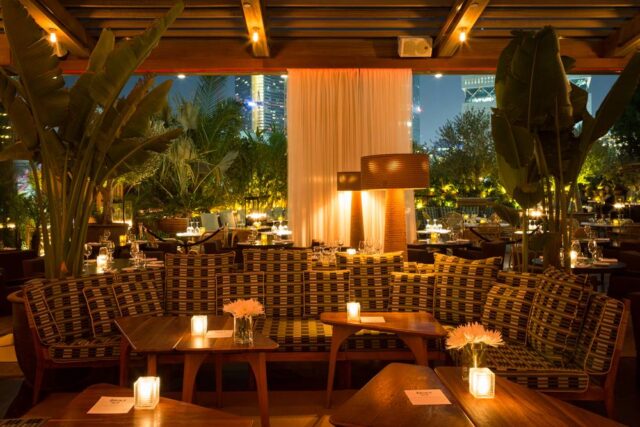 مطاعم رومانسية على البحر في دبي